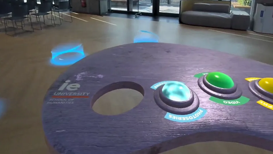 Photographs expanding into 3D animations — IE Humanities MR experience